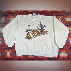 Vintage Hanes Heavyweight Disney Store Mickey and Friends White Sweatshirt XL